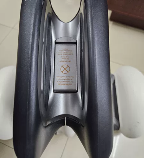 小米九号平衡车plus，没怎么骑过，保护膜...