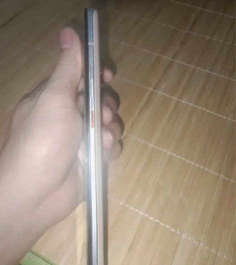 ?自用一手爱酷8，没有任何维修，自认九成新...