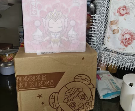 王者荣耀武则天幻海之心正品手办，全新没拆封...