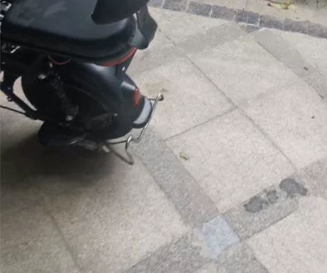 《工作调动，不急出电瓶车》 个人用二手新日...