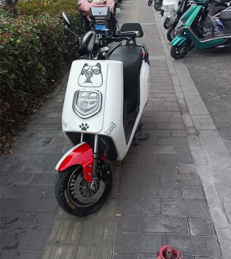 爱玛电动车！！二手精品非机动车！！有白牌！...