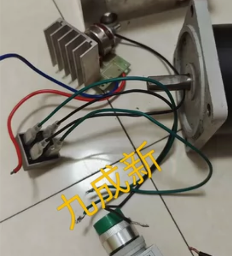 高转速有刷直流电机一台，全新买多功能开料刀...