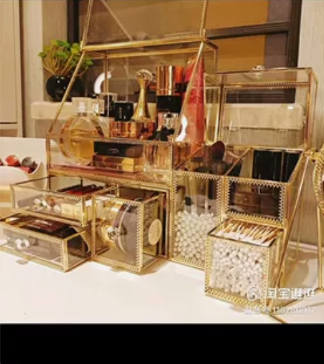 轻奢化妆品收纳盒防尘家用大容量桌面口红梳妆...