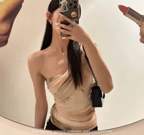 SUNONEONE 网纱印花斜肩吊带背心女...