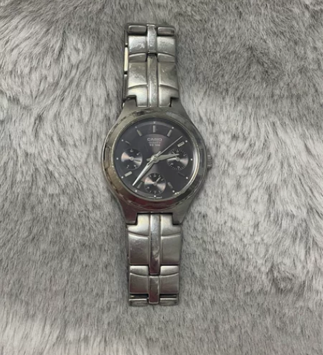 casio卡西欧女款手表 n年前香港买的 ...