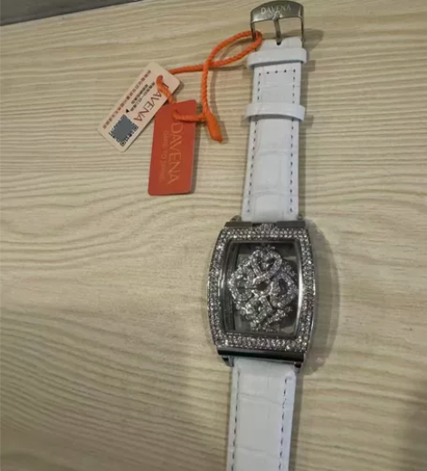 DAVENA蒂玮娜扑克女神手表时来运转旋转...