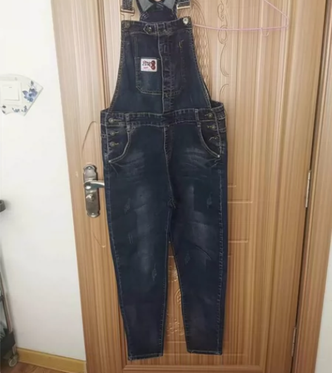 几乎全新背带裤,130斤以内可穿,包邮,不...