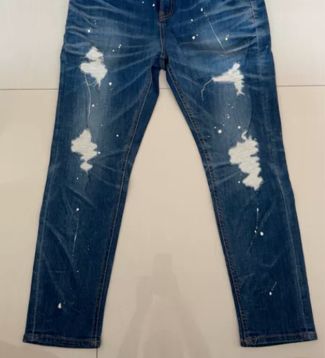 破洞牛仔裤 29尺码，几乎全新没怎么穿过几...