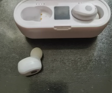 全新夏新耳机F9精英版 功能齐全，还可当充...