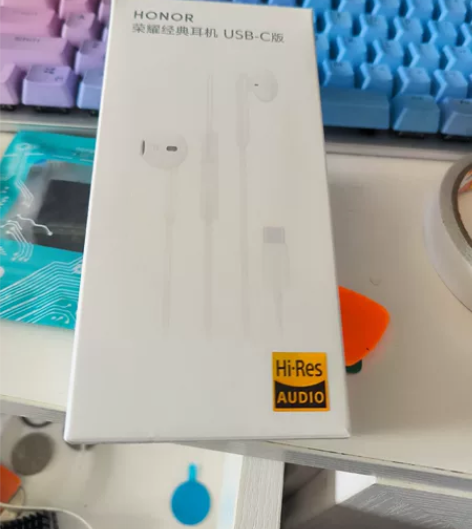 荣耀经典耳机 tpyec版  全新未使用 ...