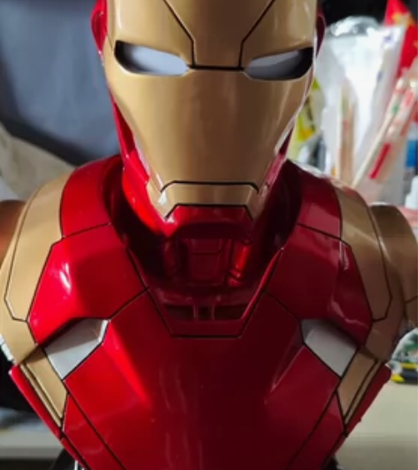 钢铁侠手办，无磨损，刚买不久，前女友送的，...