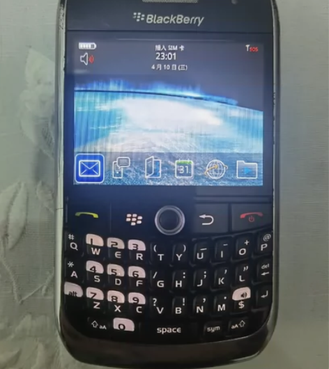 黑莓手机8900，自用，美版无锁，使用移动...