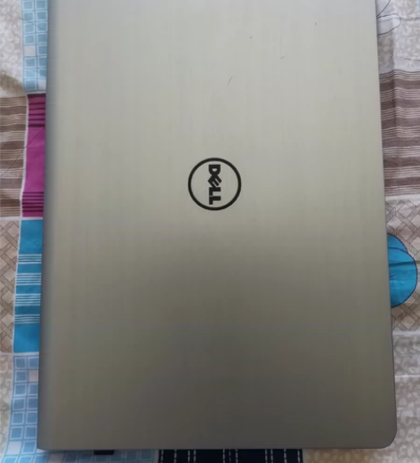 戴尔笔记本电脑,买上几乎没咋用,就写论文,...