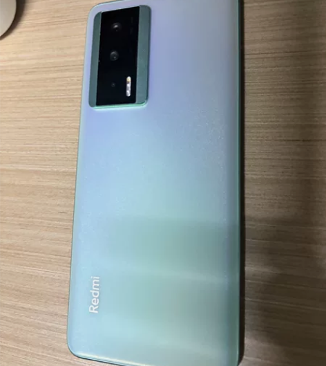 大学生闲置红米k60，无磨损，无任何配件更...