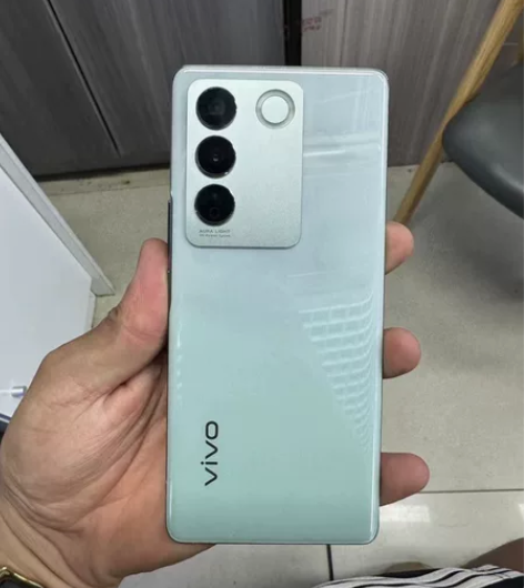 vivo s16 12256 98新 换了...