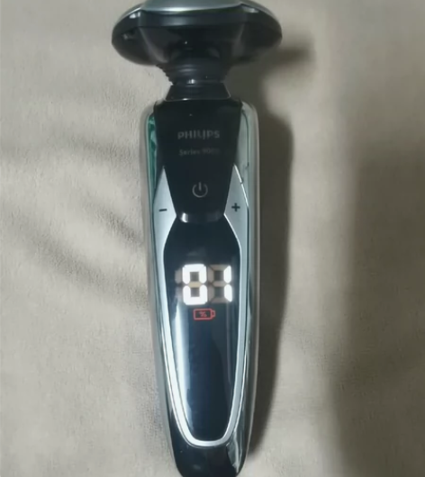 飞利浦电动剃须刀s9781，飞利浦顶端9系...