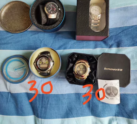 全新联想纪念手表3块，全新的，联想标志，一...