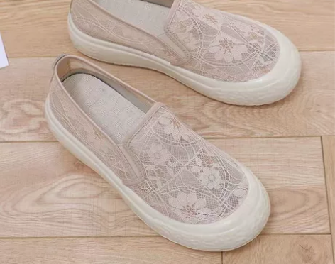 清清!便宜出全新!夏季小香风渔夫鞋蕾丝网面...