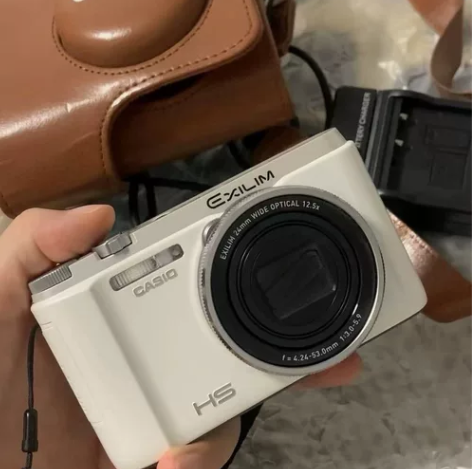 卡西欧zr1500，功能正常成色好，电池内...