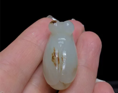 有些年份的和田籽料玉蝉，蝉玉在汉代的地位很...