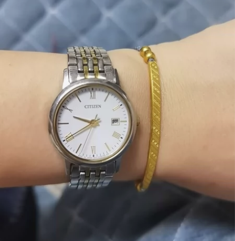 西铁城手表，光动能的，老公在日本的时候给我...