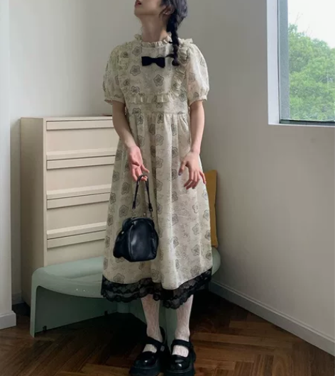 蝴蝶结立领碎花裙子女夏季仙女学生温柔风连衣...