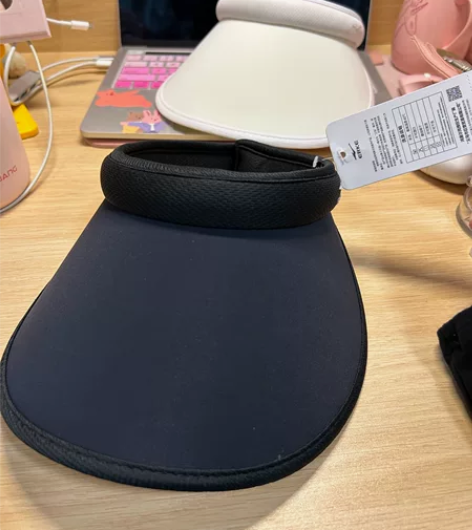 （全新吊牌在/ 两种颜色可选黑or白）鸿星...