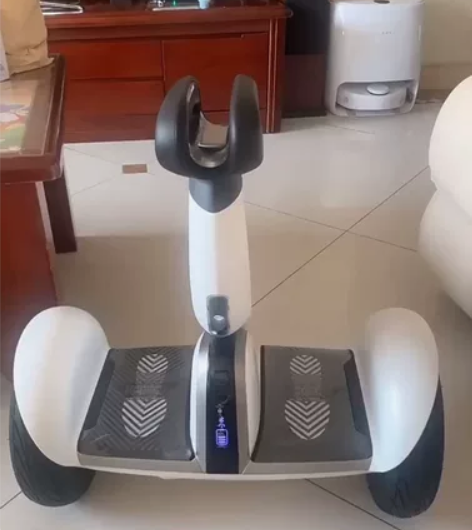 急出小米9号Plus平衡车，全新，官网三千...