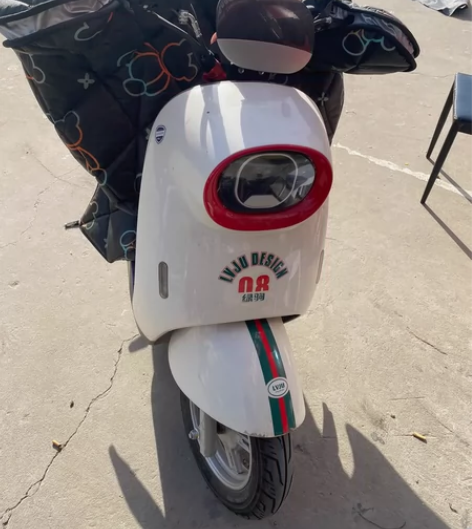 绿驹电动车 去年7月份的新车。新国标。 ...