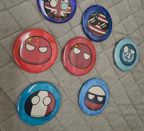 波兰球五常的徽章加联合国和苏联。随机出有些...