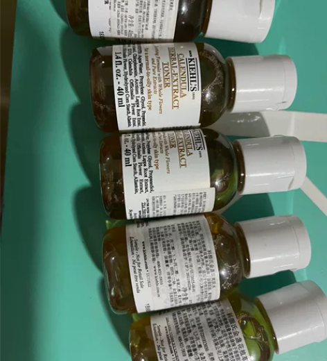 科颜氏金盏花爽肤水40ml 20一个不包邮...