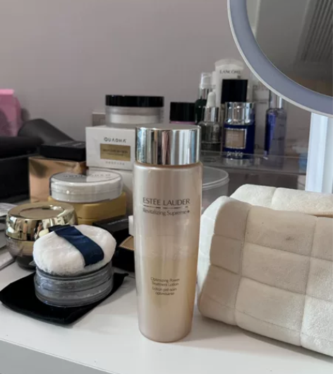 雅诗兰黛胶原精华水用了半瓶还有半瓶出 感兴趣的话点“我想要”...