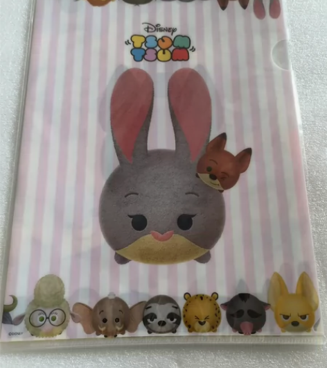 日本迪士尼商店疯狂动物城文件夹，一套4枚，...