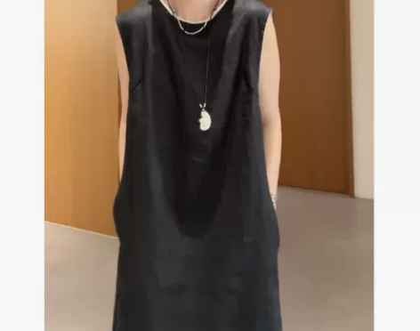 梨九九宽松无袖连衣裙两色优雅长款简约小众裙...