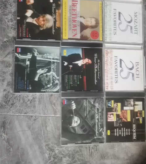 古典音乐CD，音响展会买的 音质很好，不会...