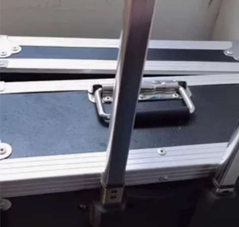 9新铝合金多用工具箱。喜欢的来，本人诚心 ...