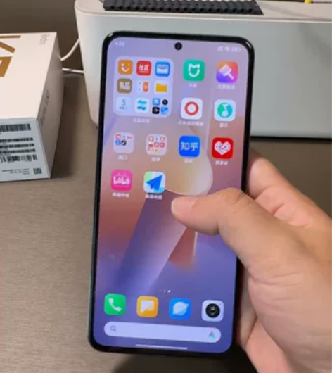 九成新红米k50手机8128g银色 家里老...