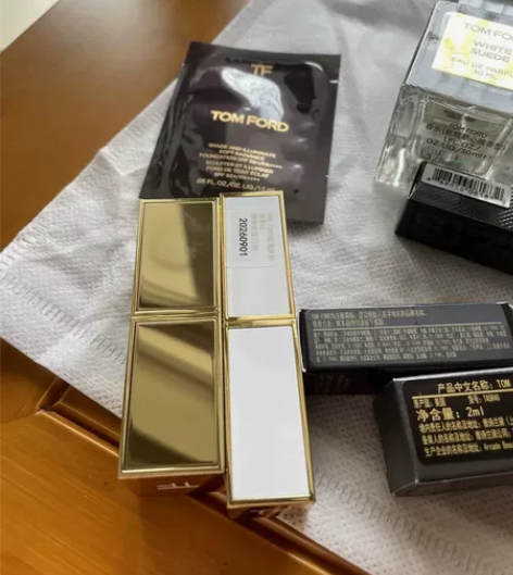 【TF口红】出个人闲置品,有海外代购的,有...