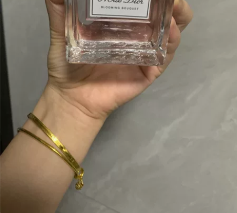 迪奥香水 感兴趣的话点“我想要”和我私聊吧...