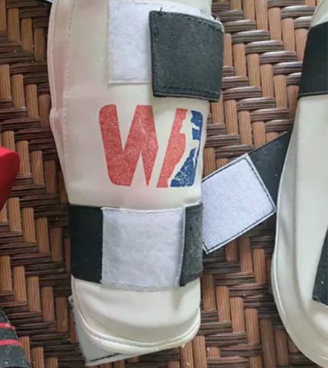 跆拳道护具 孩子小时侯用过的，有点旧，但没...