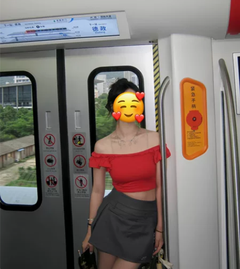 穿搭衣服闲置 价格都在图上了o 喜欢私我改...