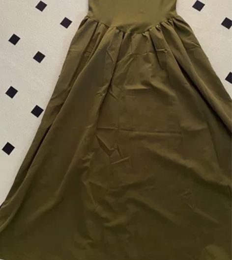 这个颜色很显白！ 感兴趣的话点“我想要”和...