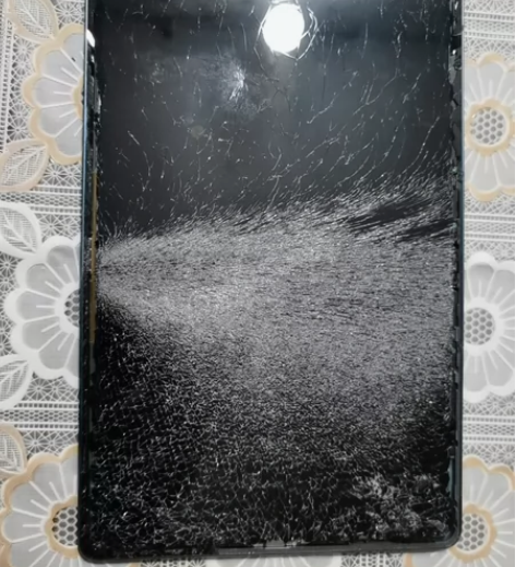 联想小新padPro 收来的机器，屏幕破，...