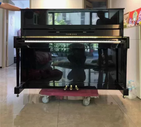 钢琴工作室不做了3680元处理一台雅马哈琴...