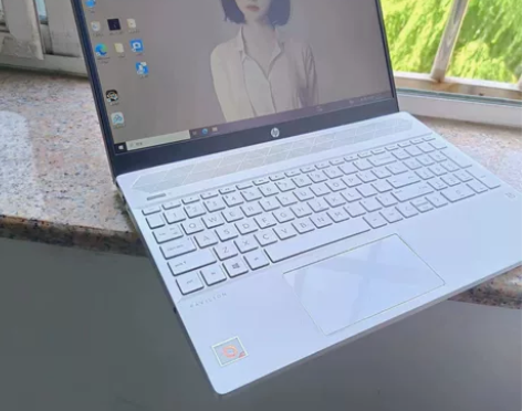 急转个人闲置的笔记本办公手提电脑，顶配拥有...