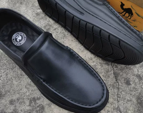 骆驼皮鞋男真皮宽脚工作鞋，头层牛皮假一赔十...