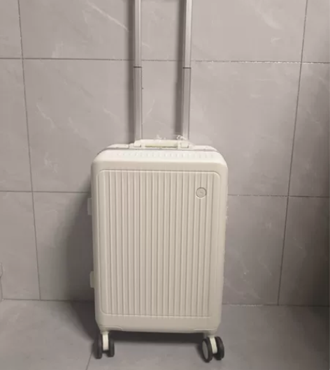 捡漏爱华仕品牌20寸铝框拉杆箱学生男女商务...