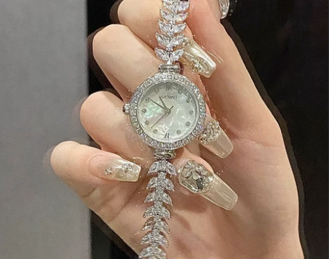 美人鱼手表女小金穗新款女士小众轻奢女式小巧...