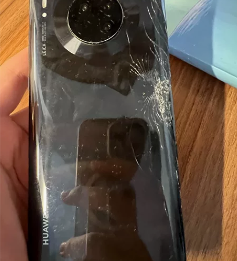 自用华为mate30 5g 8+128 自...