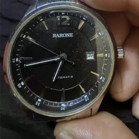 转让雷诺男士8200机芯机械表 不走时,摆...